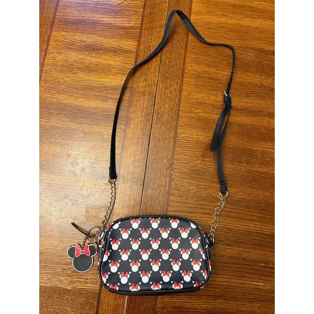 Disney Minnie Mouse Camera Crossbody Bag Black Red Bow Print Chain Strap Purse